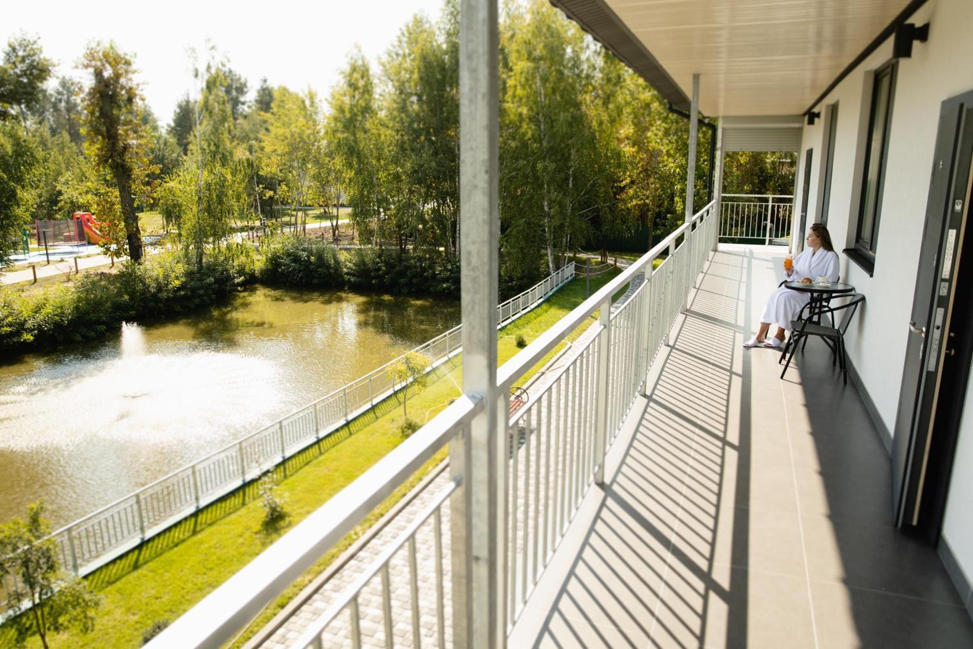 Nicolas Resort Club Kiev Extérieur photo